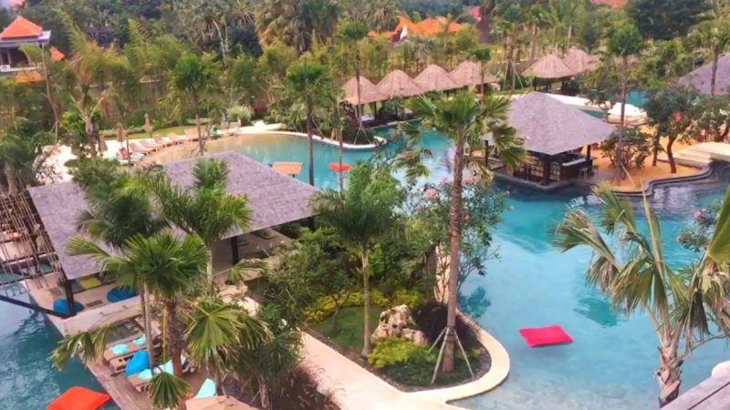 image for travelling to Bali with toddlers - family friendly resorts 