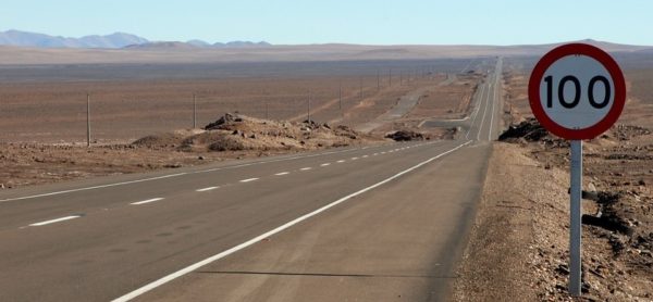 Caravan towing speed limit is 100 kmh in Western Australia