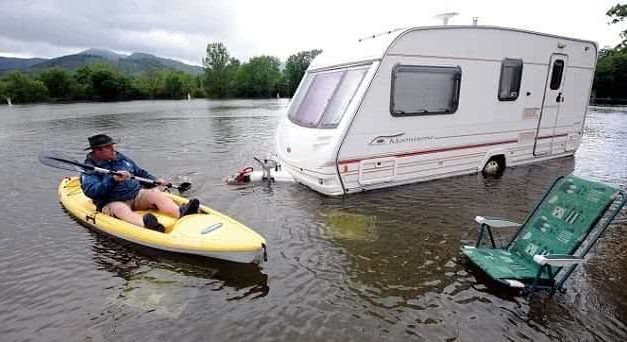 Should You Tow a Caravan With Full Water Tanks?