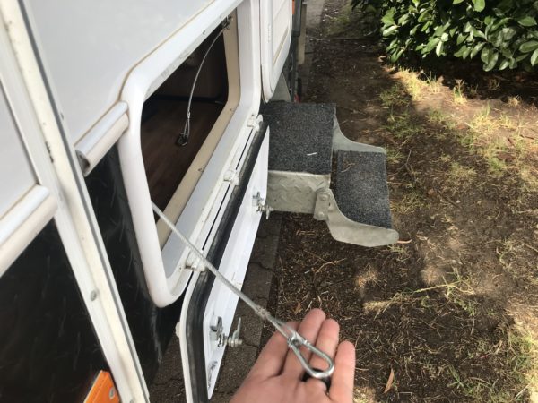 Using snap hook carabiners make the caravan tunnel boot table modification detachable